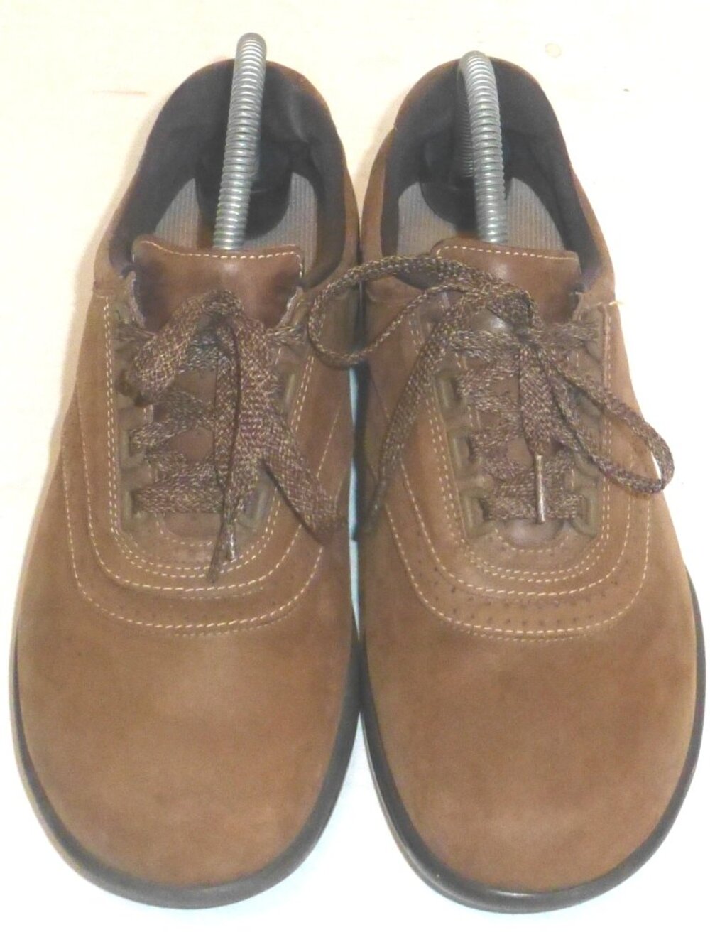 SAS Walk Easy Women's Nubuck Leather Lace Up Walking Shoes Size: 8W Brown